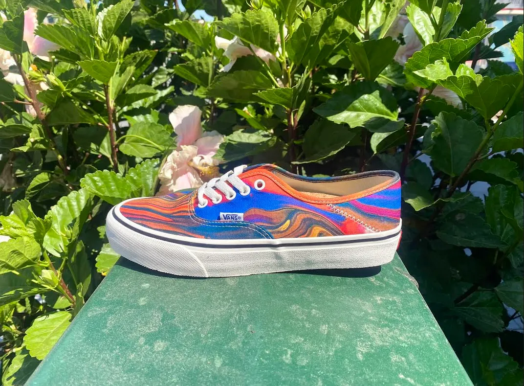AUTHENTIC VR3 SF - RESIN RAINBOW MULTI/ MARSHMALLOW SALE