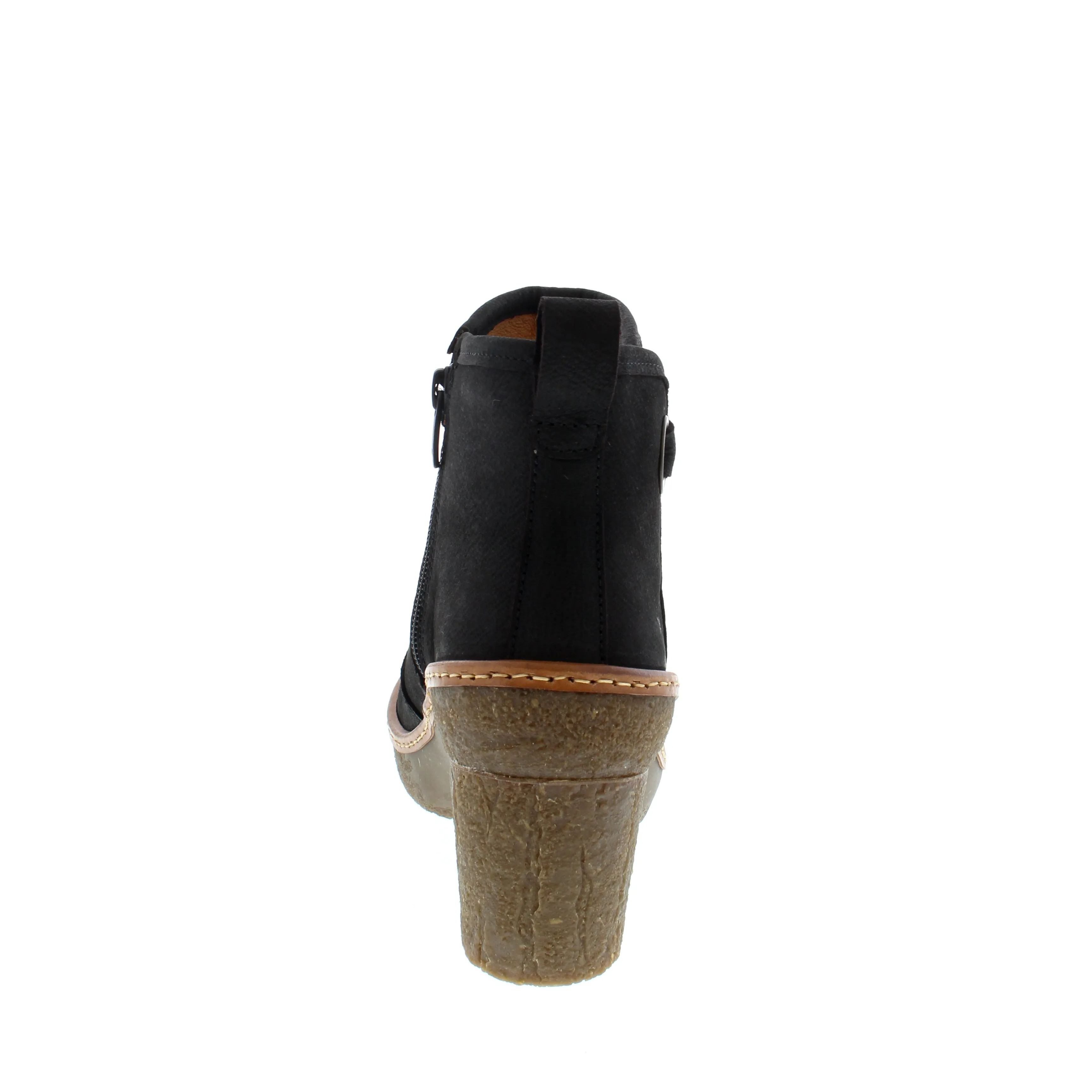El Naturalista N5179 - Black