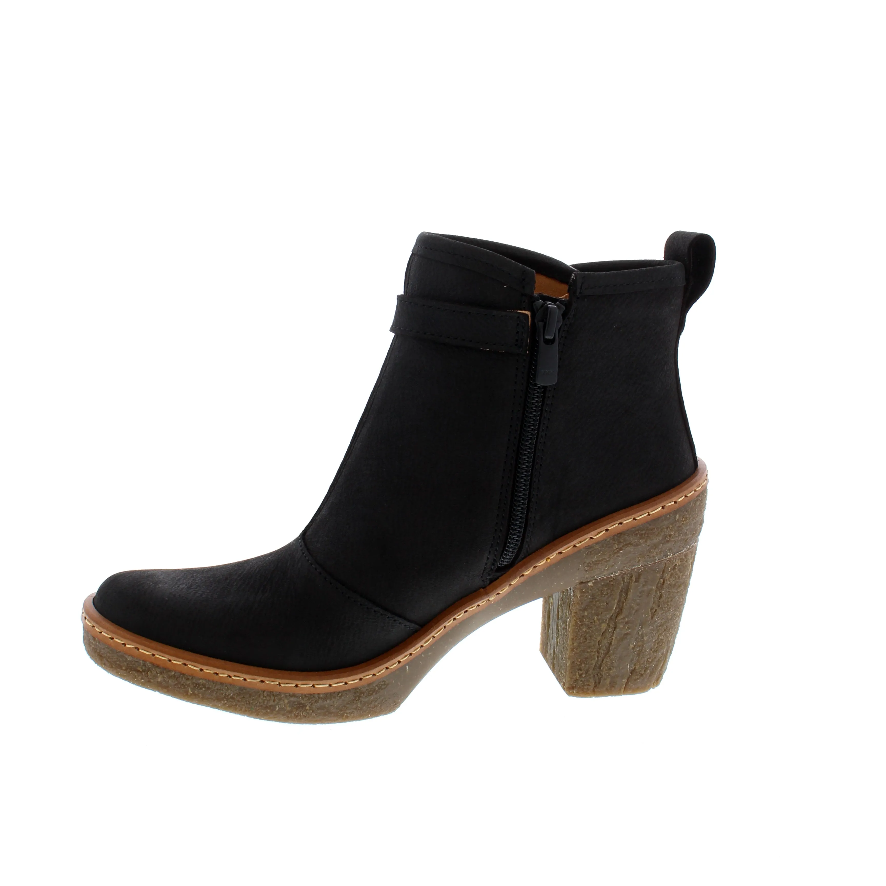 El Naturalista N5179 - Black