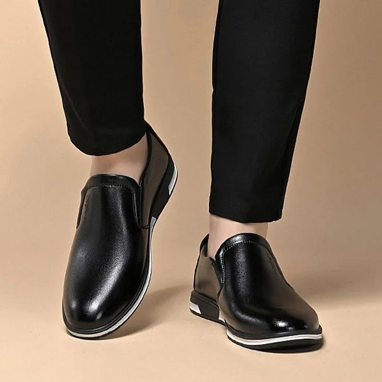 Klassische Eleganz: 'ElegantStride' Premium Leder Loafer für den Herrn
