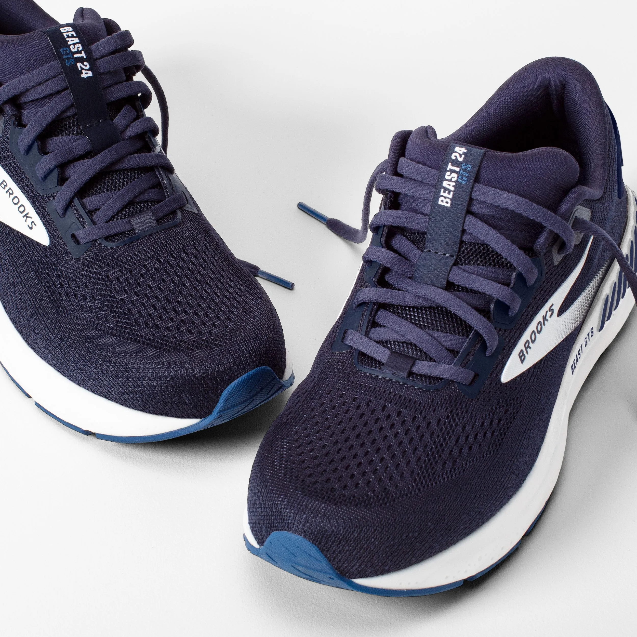 Mens Brooks Beast GTS 24