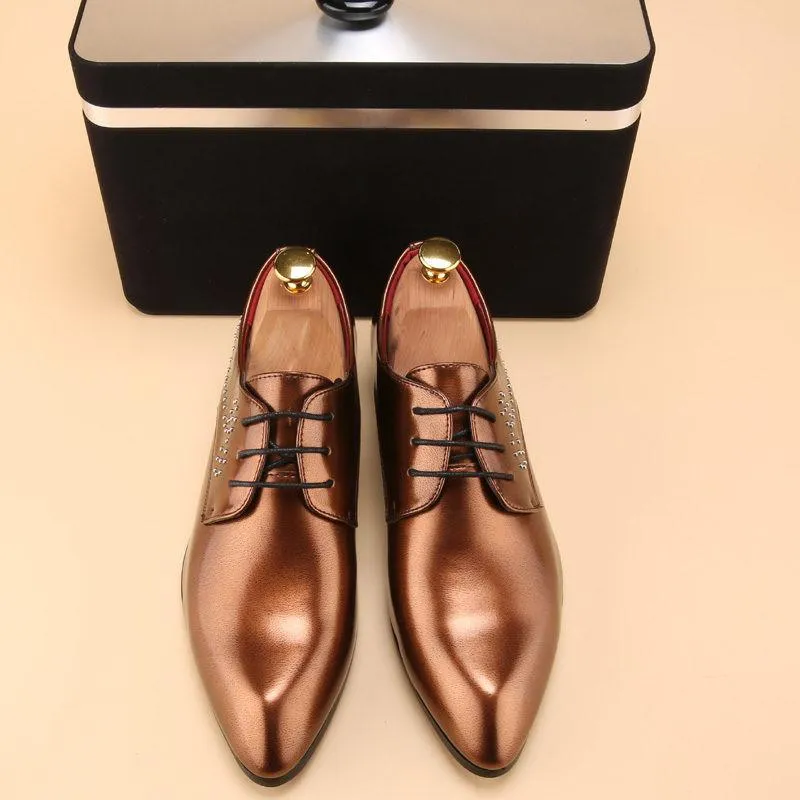 Men's Retro Gloss Rivet Fashion Dress Shoe