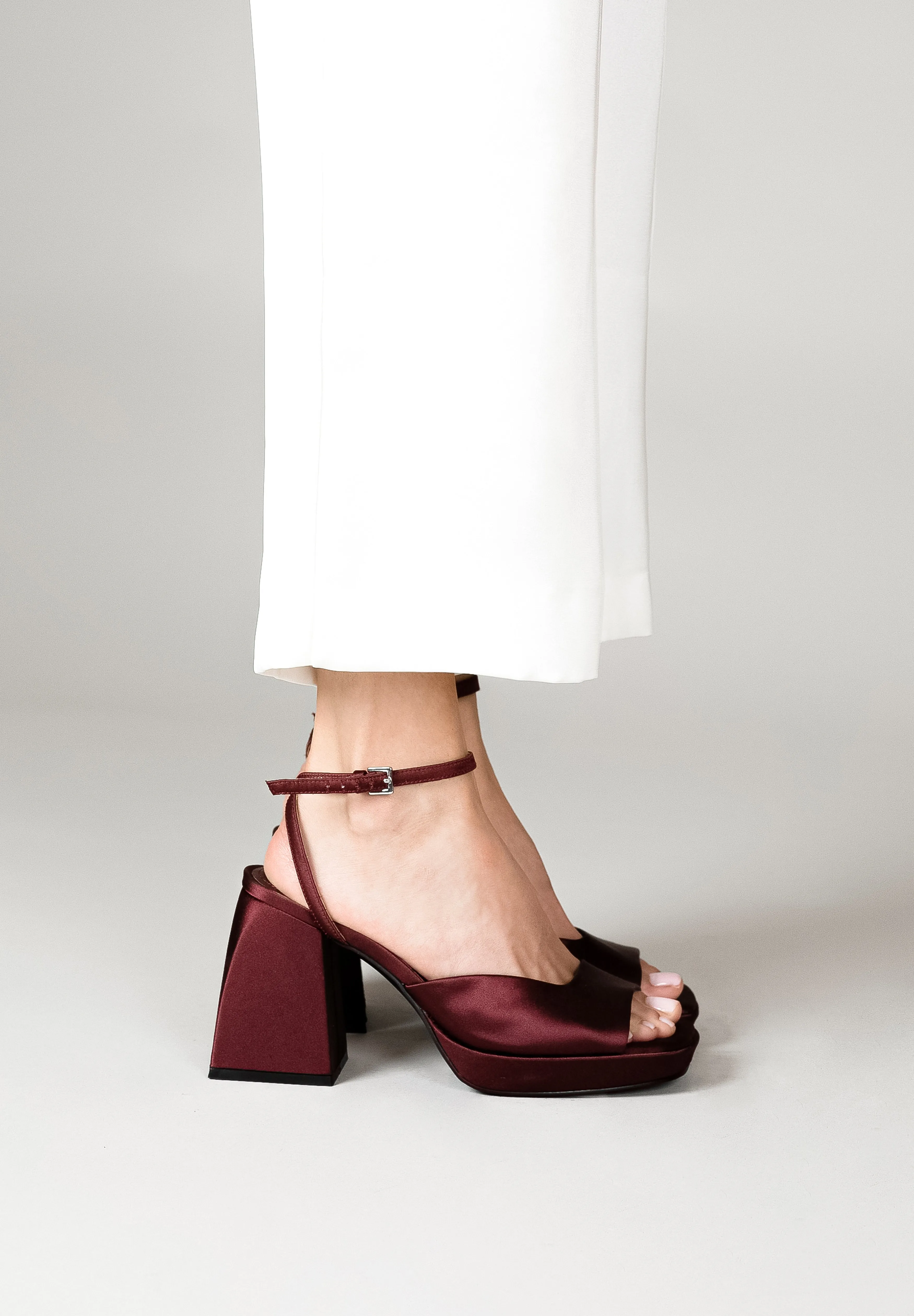 MIM SHOES | SANDALIA TACÓN ELARA