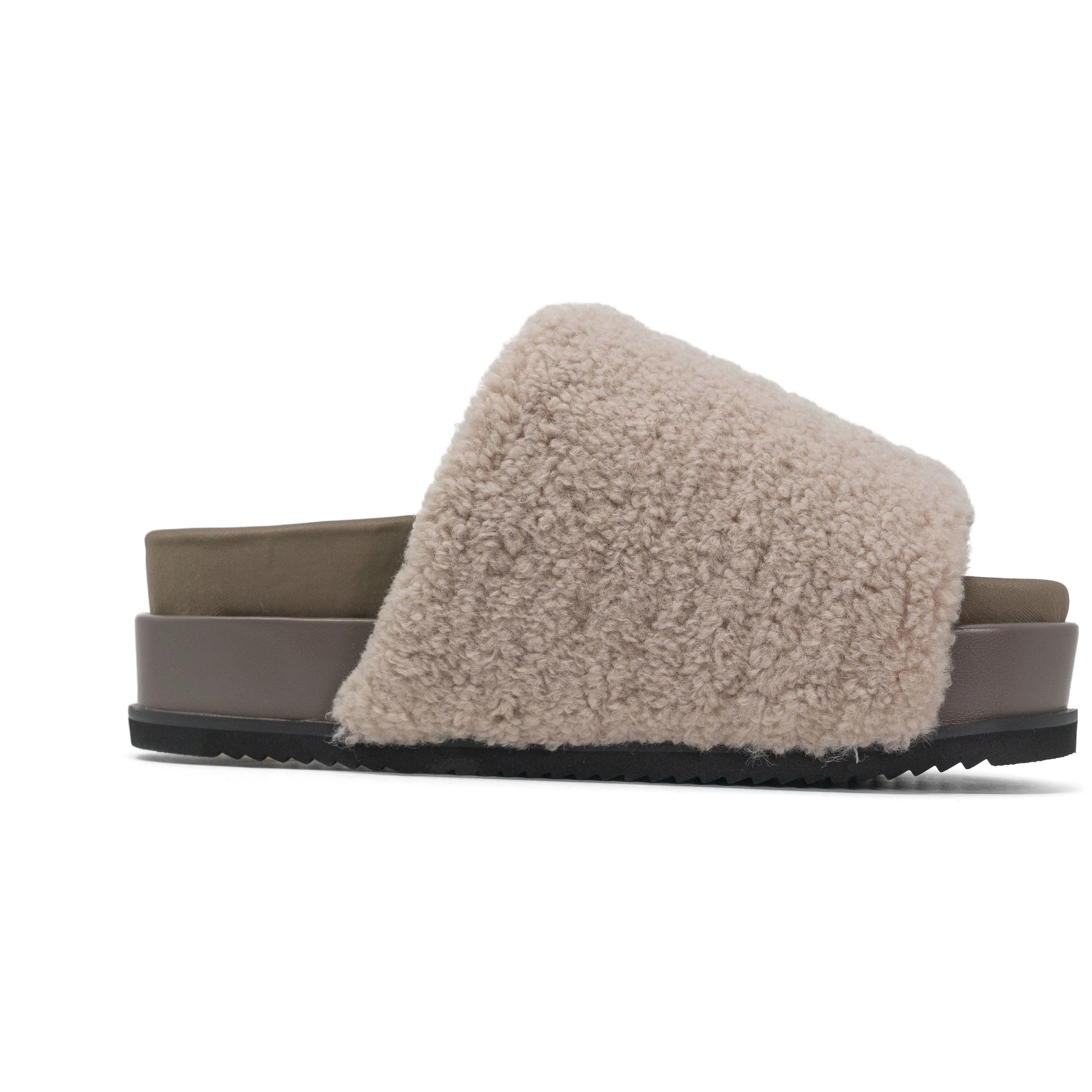 ROAM FUZZY STACK PLATFORM CEMENT FAUX SHEARLING