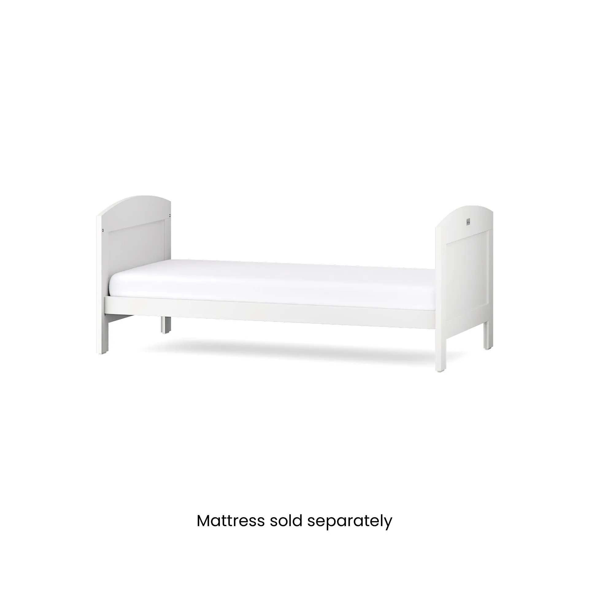 Silver Cross Valencia 4 Piece Nursery Furniture Set with Cot Bed, Dresser, Wardrobe and Carmel Rocking Chair
