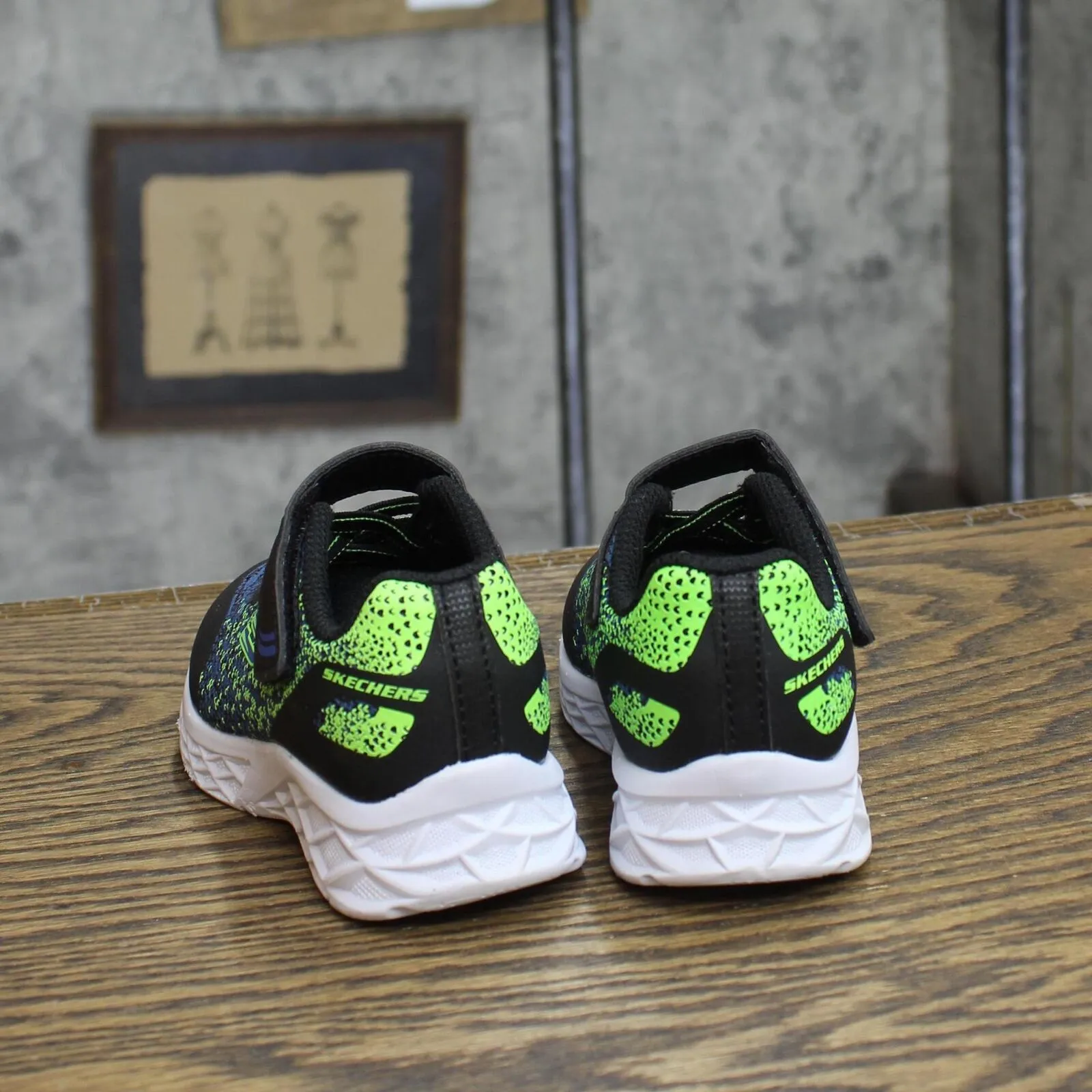 Skechers Kids Boys Microspec 2.0 Sneaker Glide-Step Black / Blue / Lime 6T