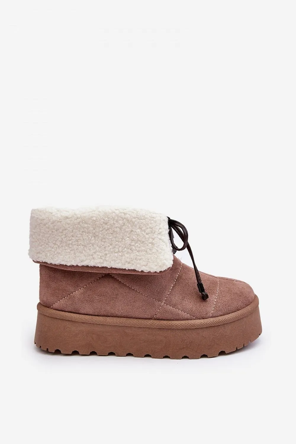 Snow boots