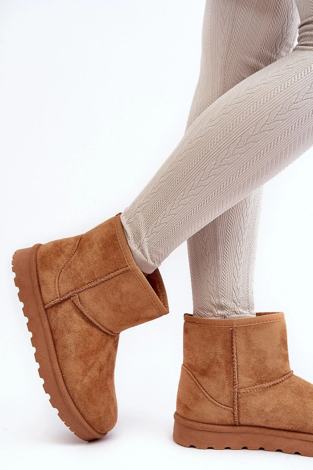 Snow boots