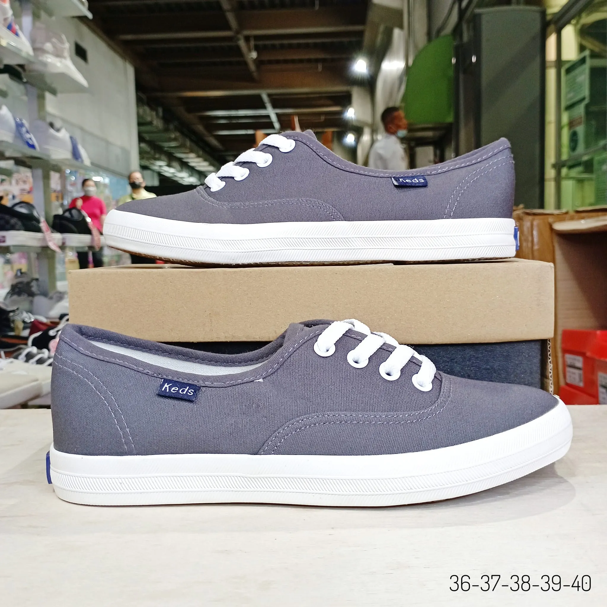 Women's Sneakers